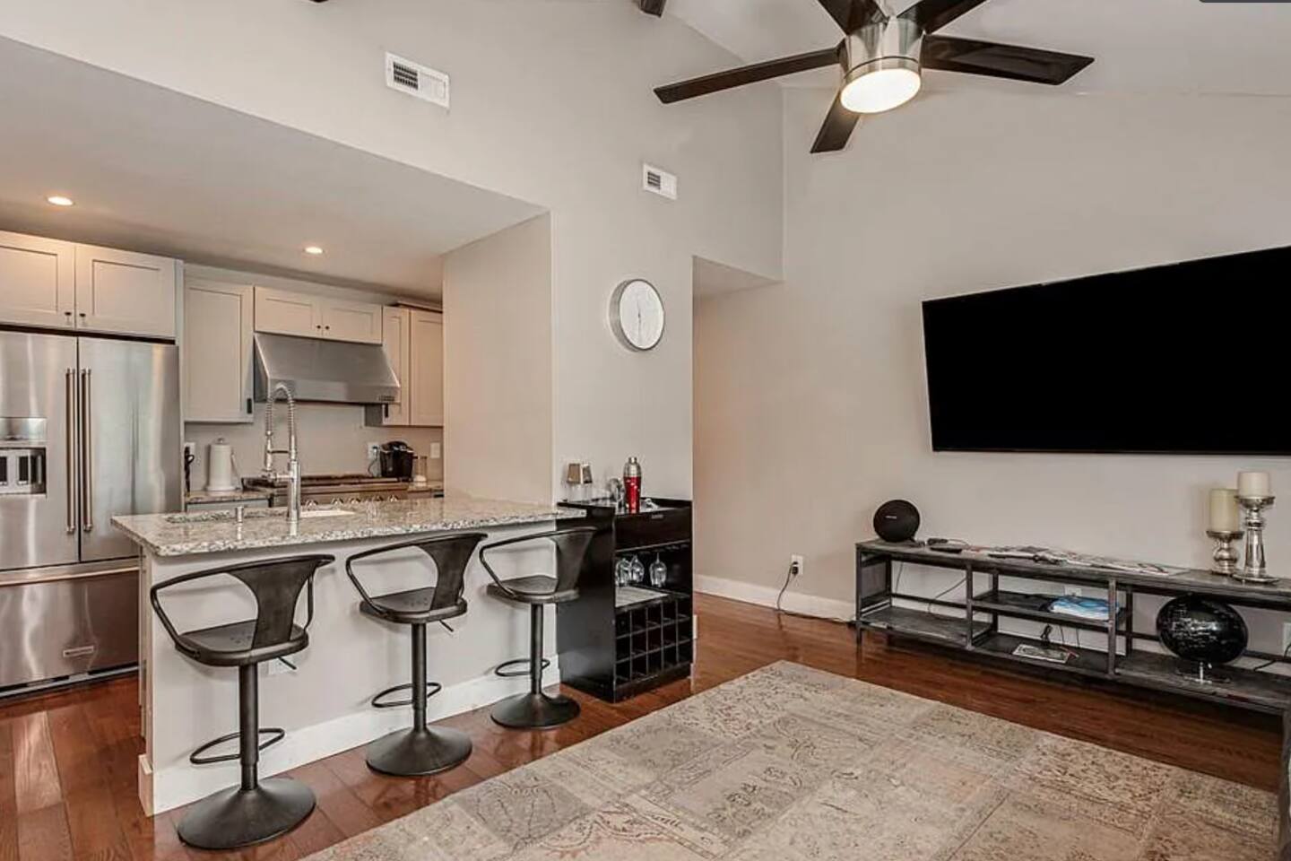 Abbott Park 5 minutes to South End - 3 BR