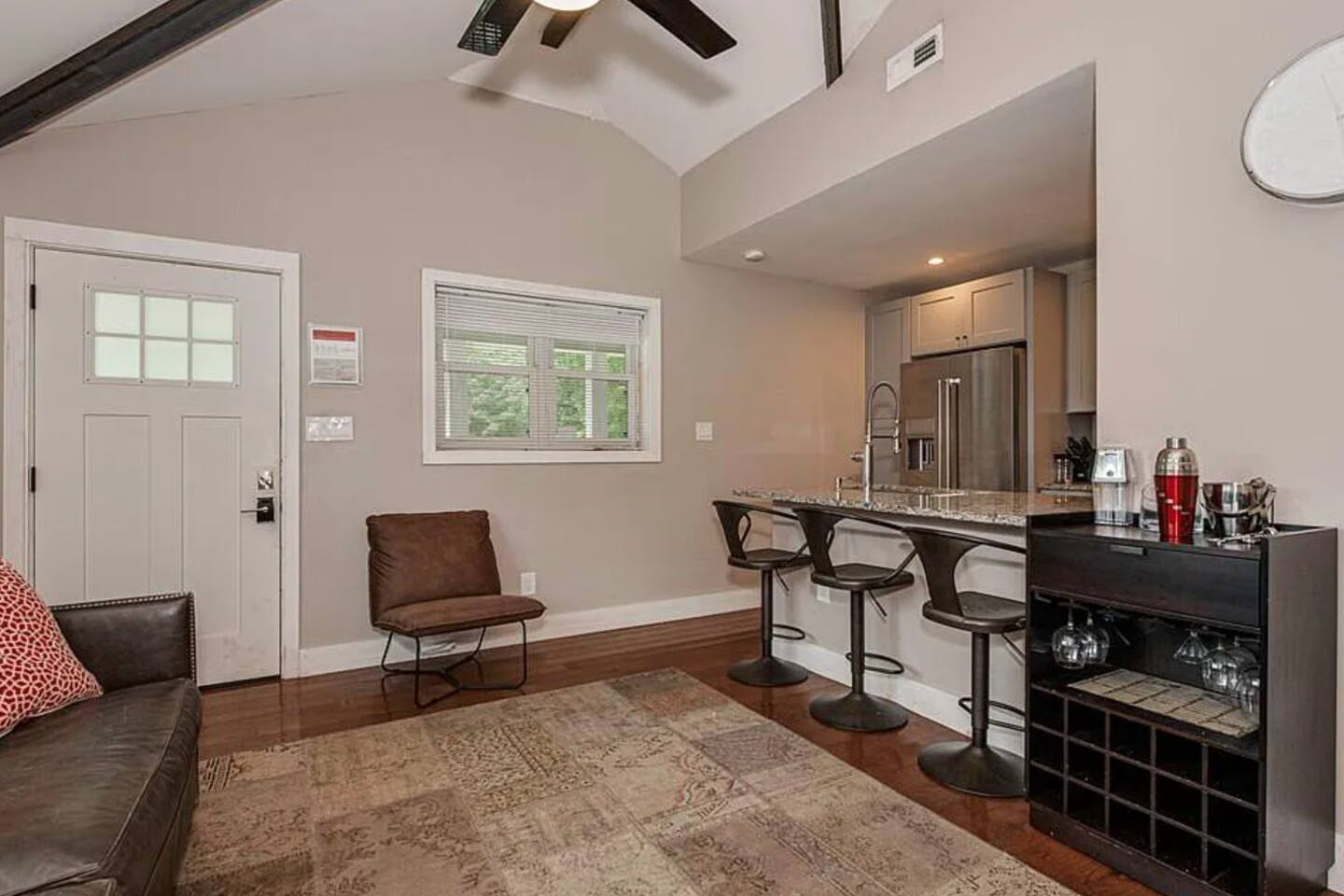 Abbott Park 5 minutes to South End - 3 BR