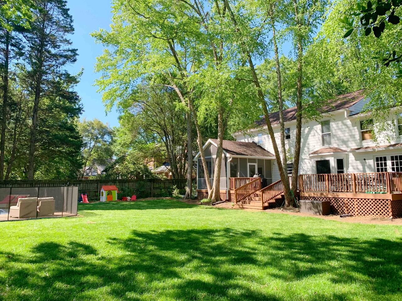 Private POOL and baby friendly home near Uptown