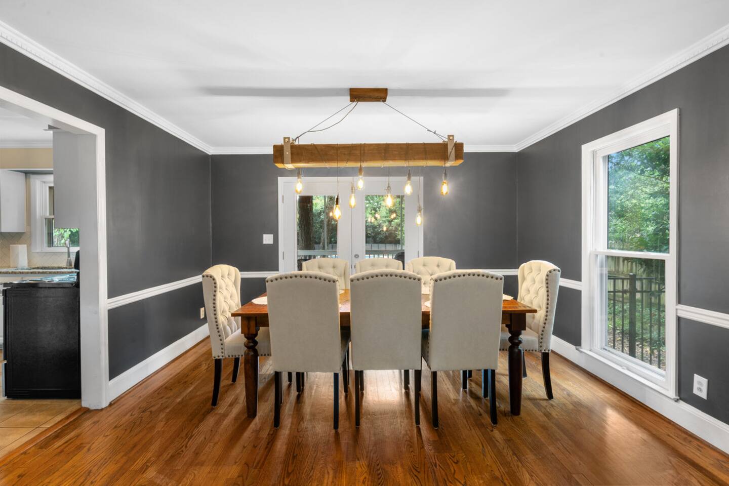 Private POOL and baby friendly home near Uptown
