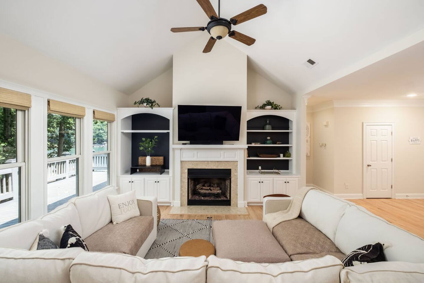 Blissful Lake Views + Hot Tub + Pool Table — Huntersville, NC — vacation rental