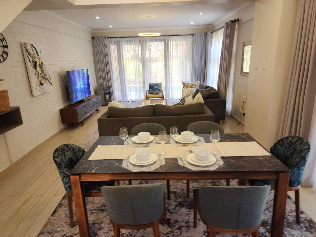 Luxury 3 Bedrooms Duplex Villa