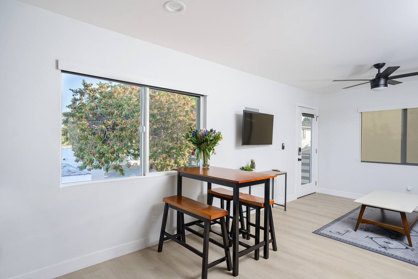 North Park W/Washer & Dryer Private Parking 2 Spot