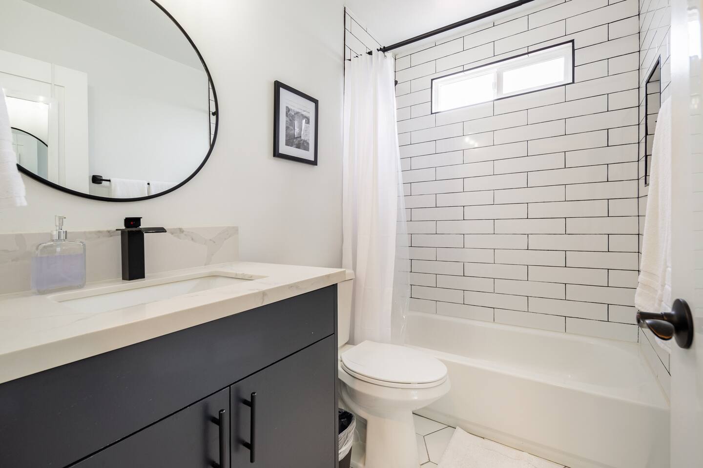 North Park W/Washer & Dryer Private Parking 2 Spot