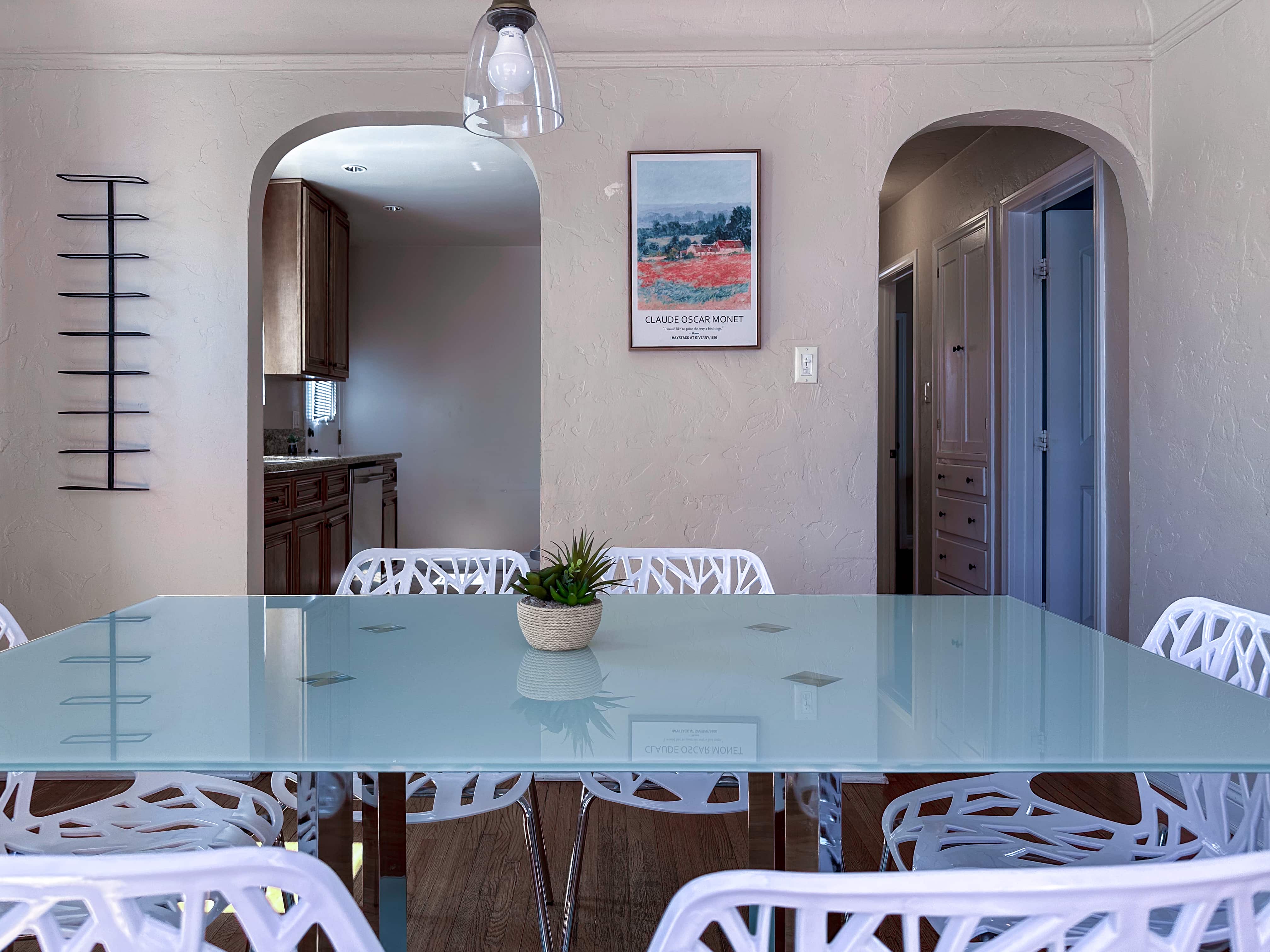 House, Picfair Village, 90019