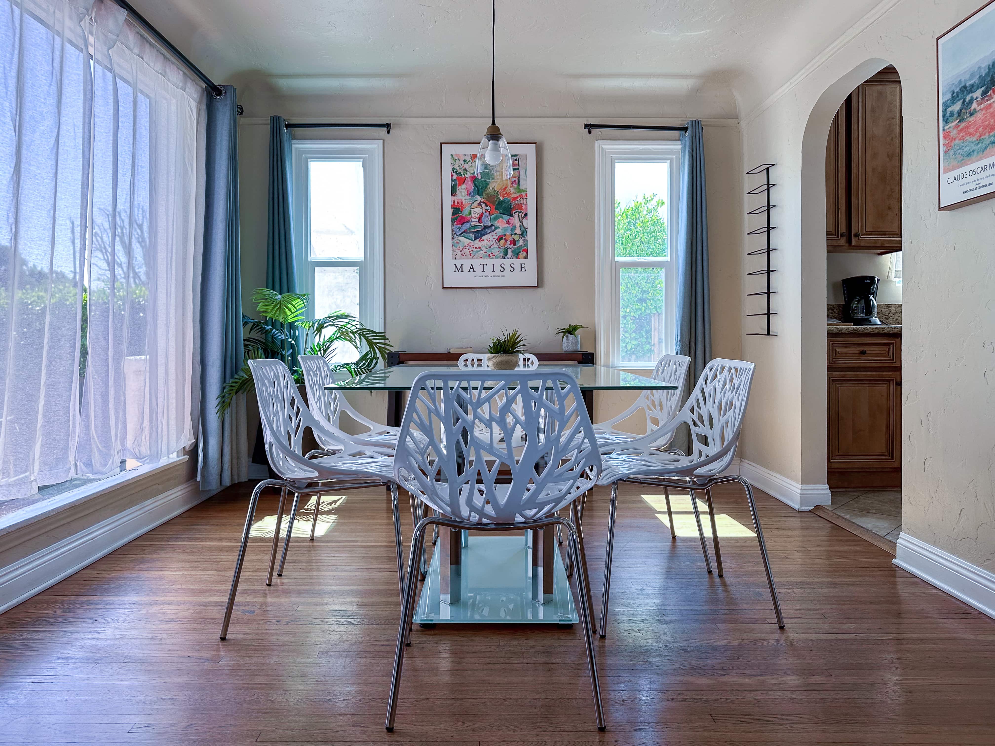 House, Picfair Village, 90019