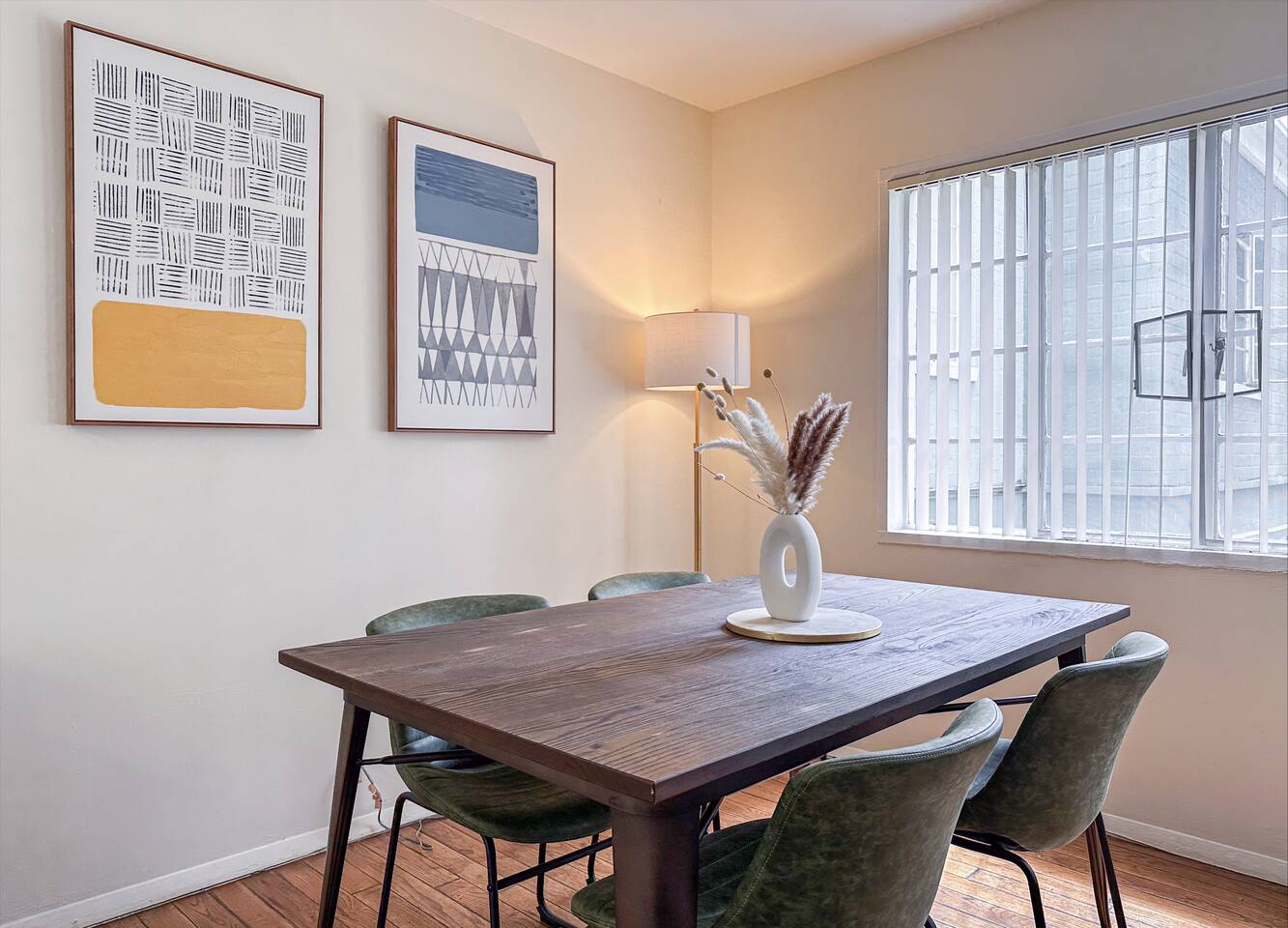 Townhouse, Mid-Wilshire, 90036