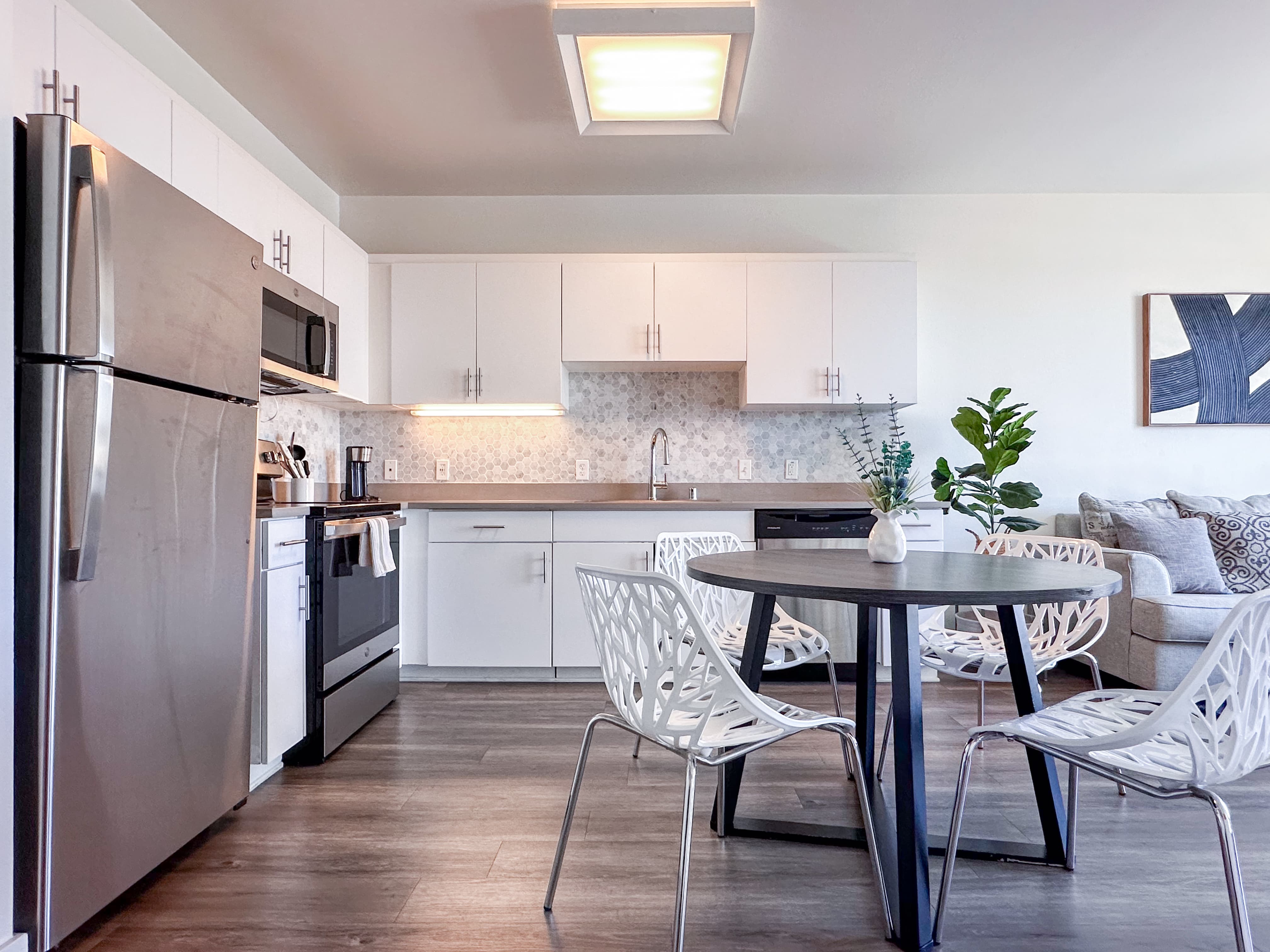 Suite, Arts District, 90013