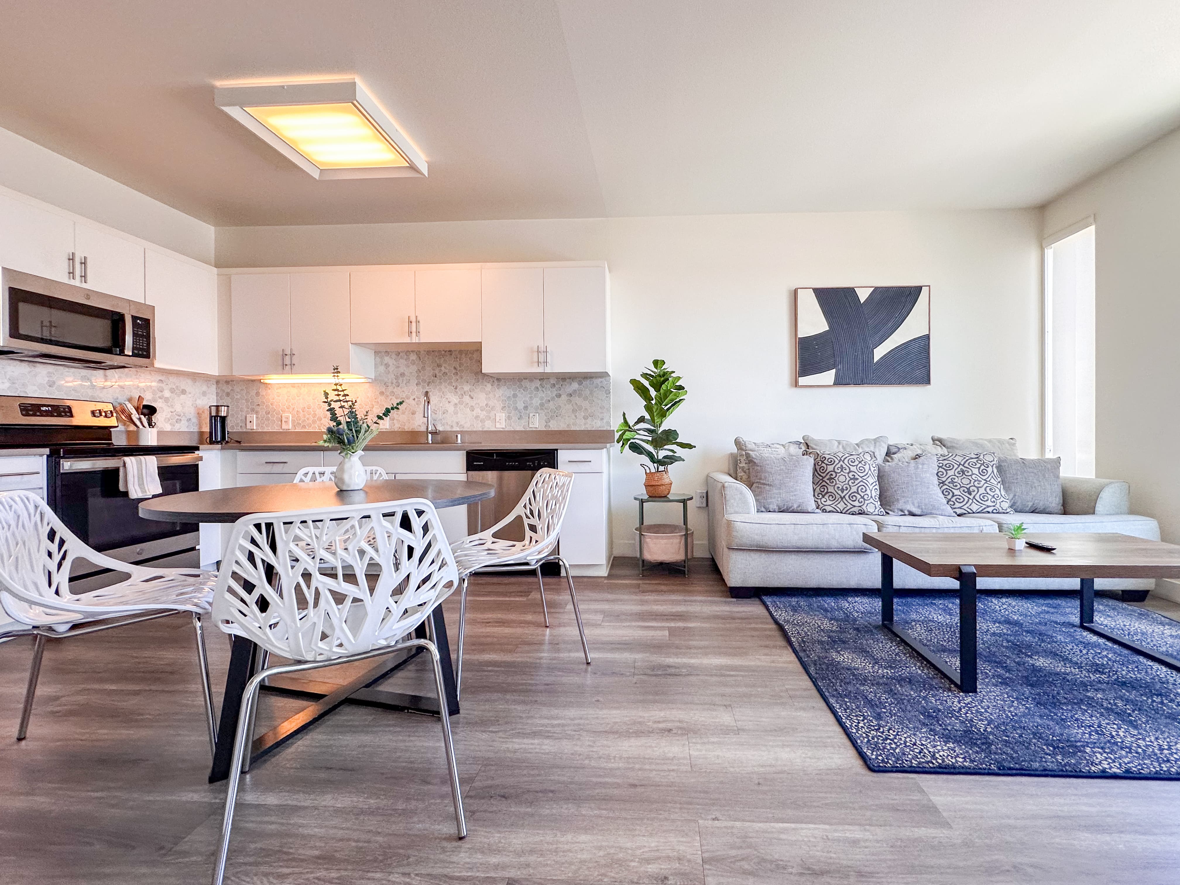 Suite, Arts District, 90013