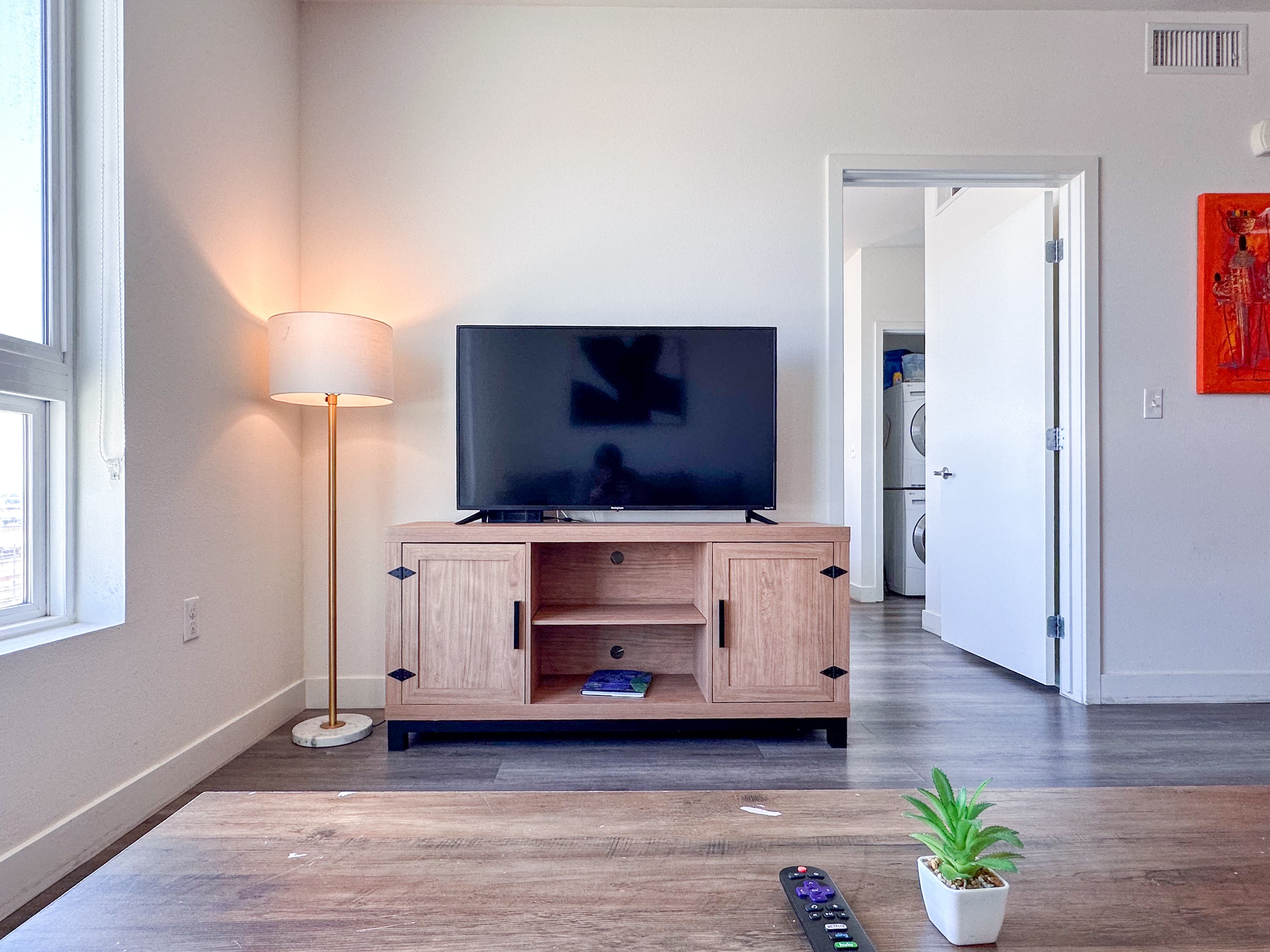 Suite, Arts District, 90013