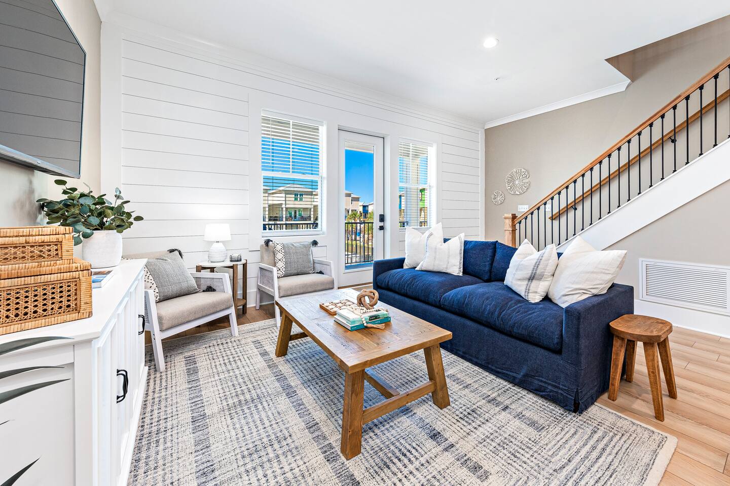 New Gulf Shores Home-steps to deed beach access