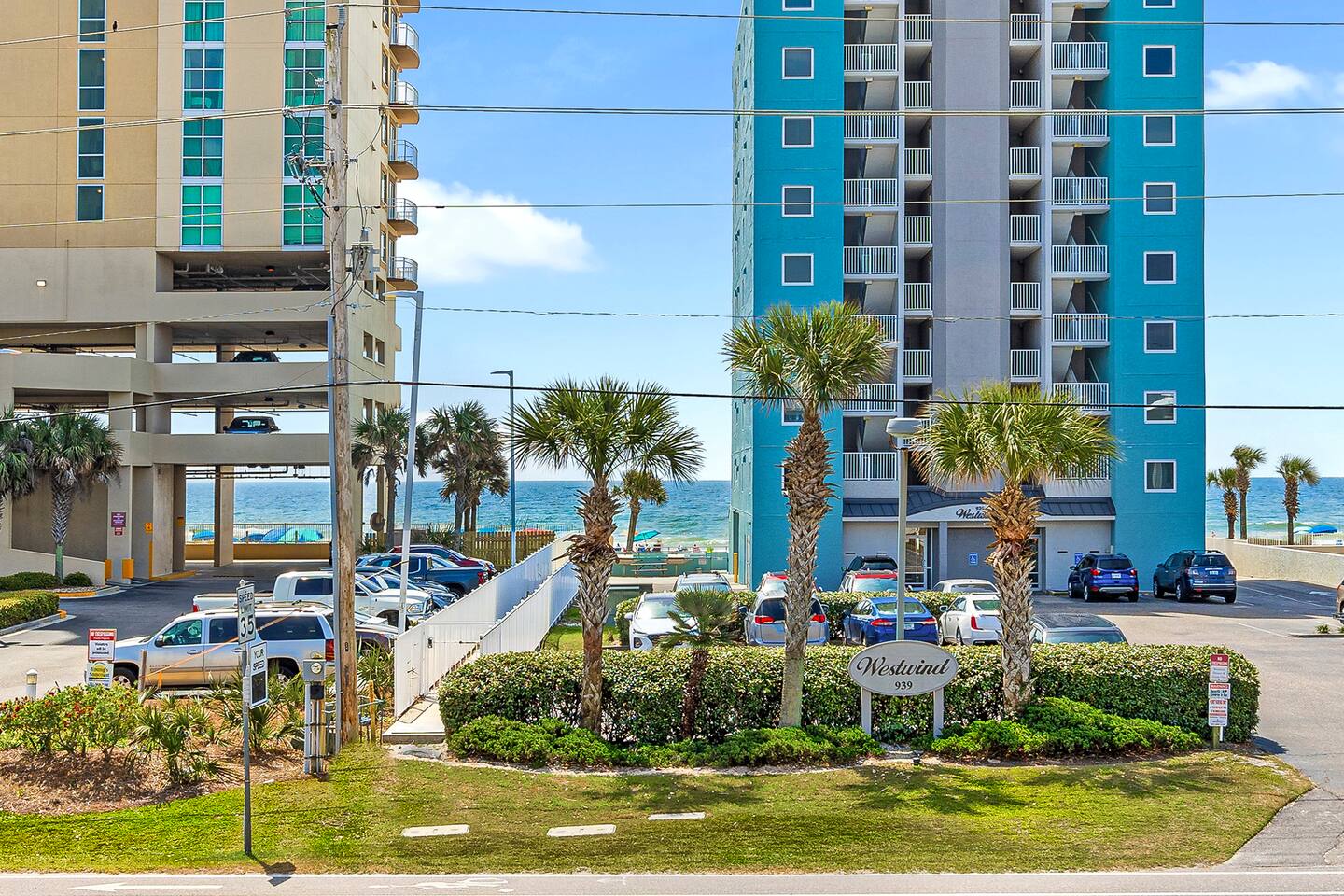 New Gulf Shores Home-steps to deed beach access