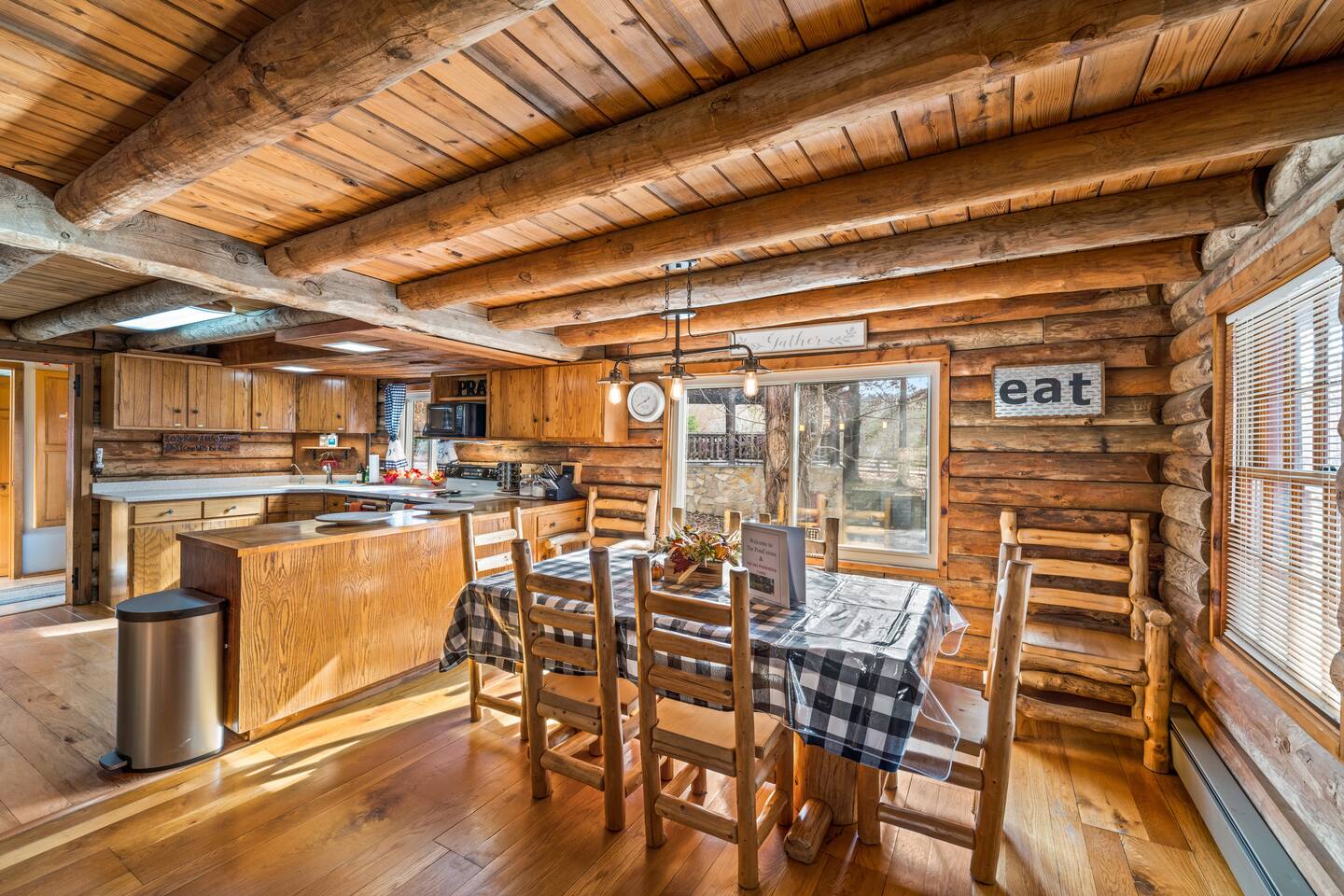 4BR Log Cabin w/ Sauna, Hot Tub, Game Bar, Fishing