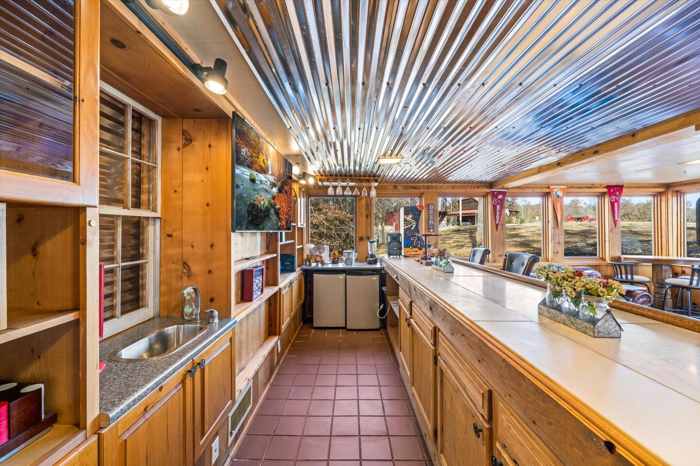 4BR Log Cabin w/ Sauna, Hot Tub, Game Bar, Fishing