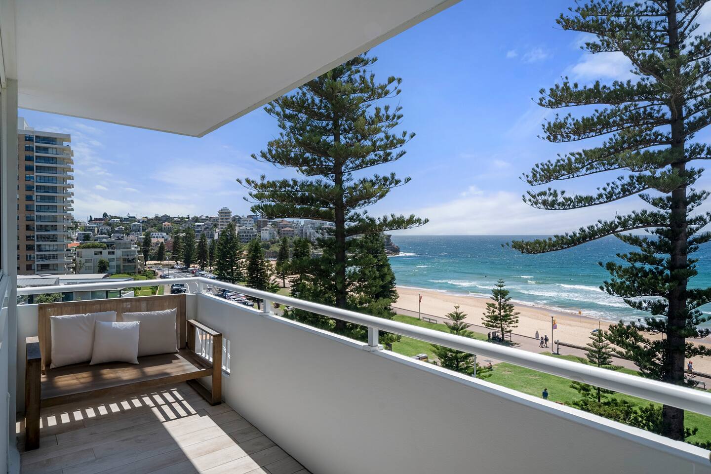 Spectacular Beachfront Location w Fabulous Views