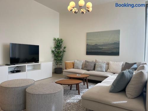 ASHRI HH, Luxurious Apt in Creek