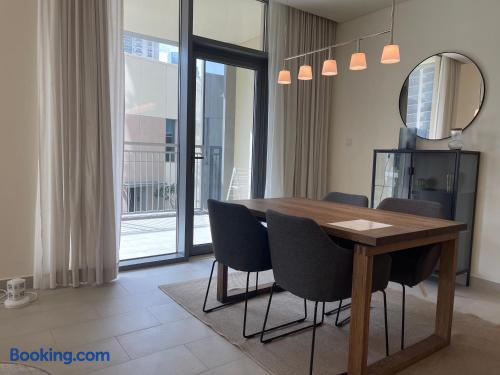 ASHRI HH, Luxurious Apt in Creek