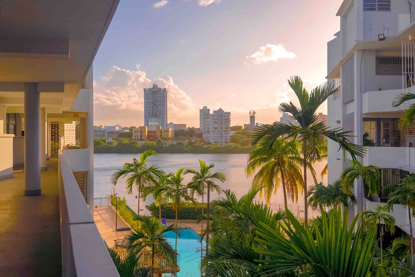 New! One bedroom unit at Ashford β San Juan β vacation rental