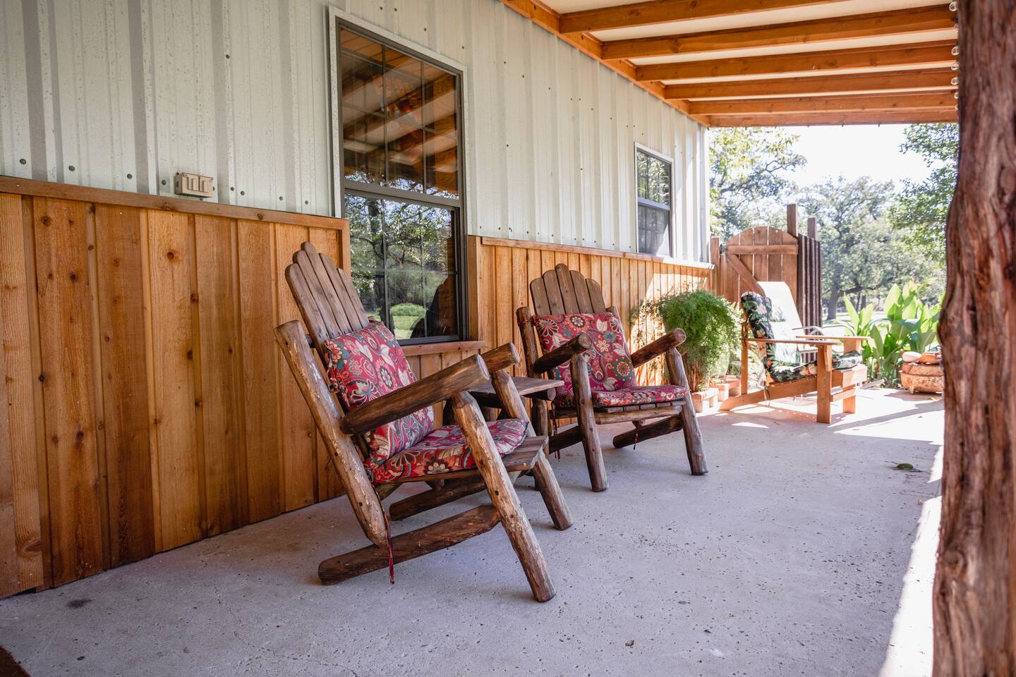Runnin' Bird Haus Waco Magnolia