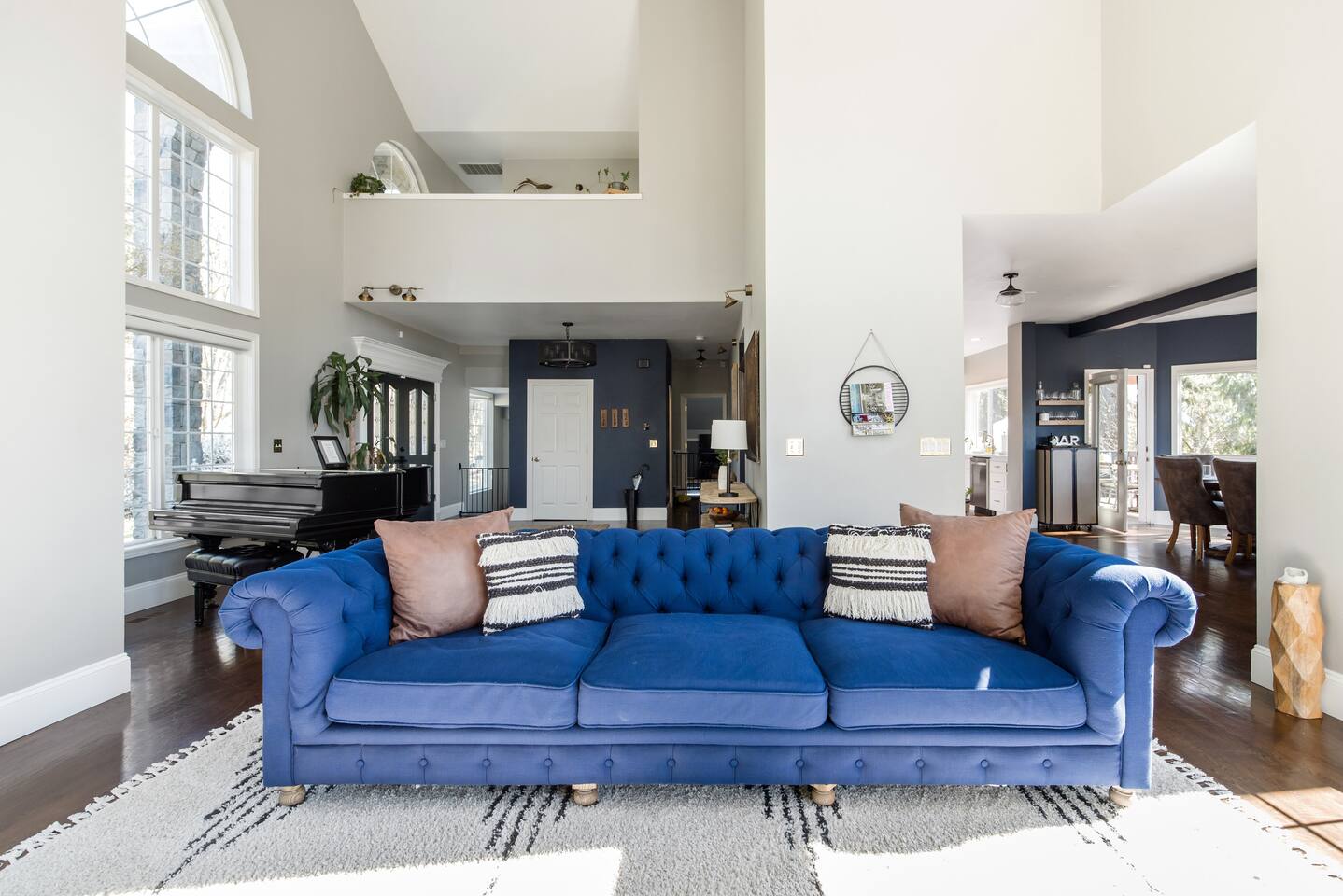 Resplendent Lakeside Community Home by Microsoft