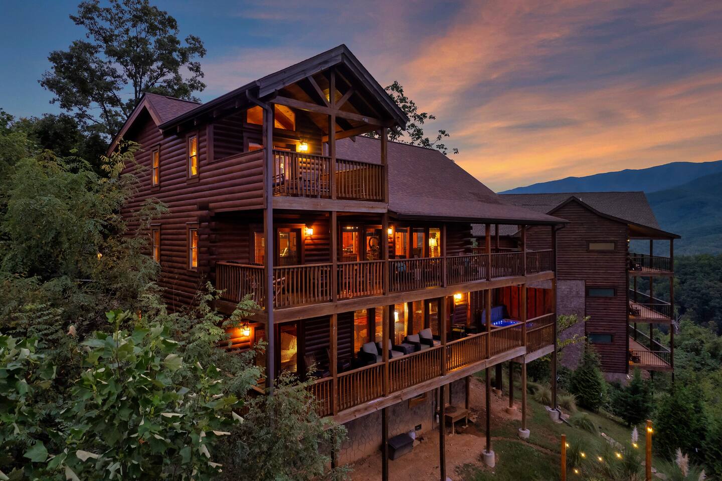 Heaven's Edge — Gatlinburg, TN — vacation rental