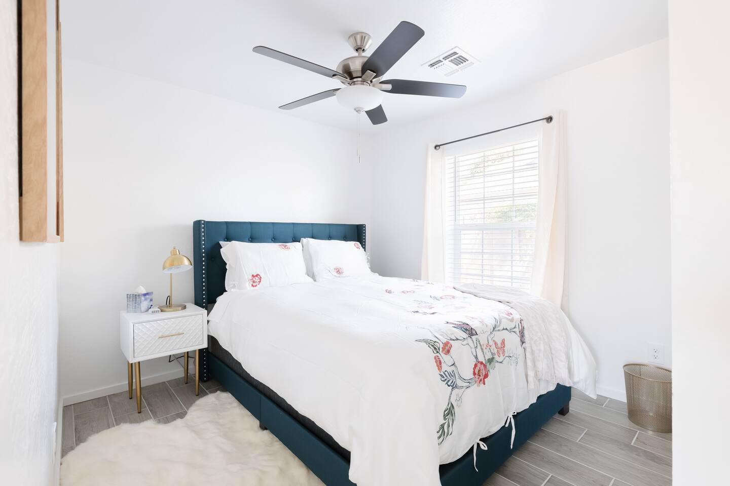 *NEW* Stylish Downtown Mesa Home