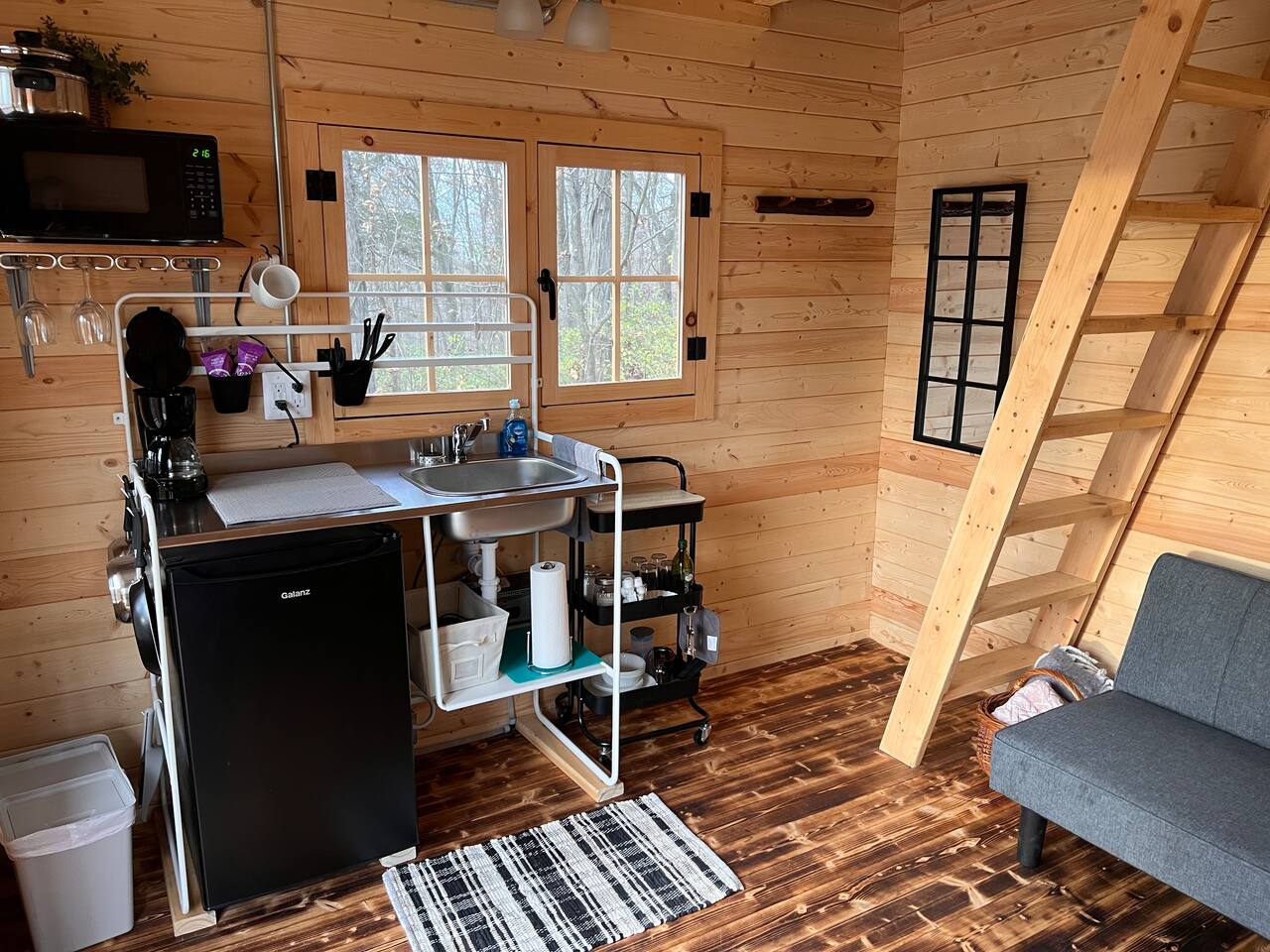 Tiny Cabin* Near Blue Sky*Shawnee*Pet Friendly