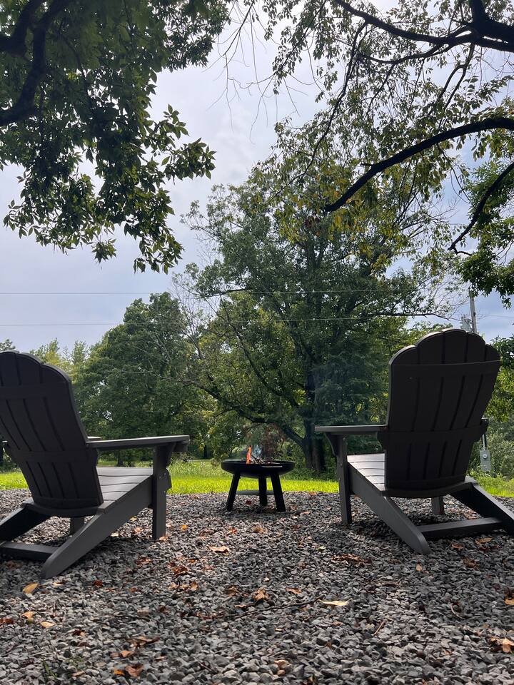 Tiny Cabin* Near Blue Sky*Shawnee*Pet Friendly