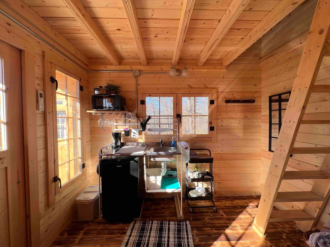 Tiny Cabin* Near Blue Sky*Shawnee*Pet Friendly