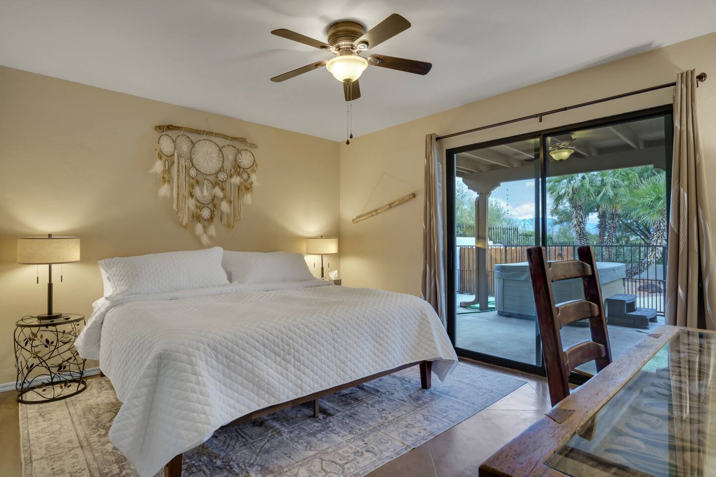 6 bedroom Heat Pool hot tubs & Casita