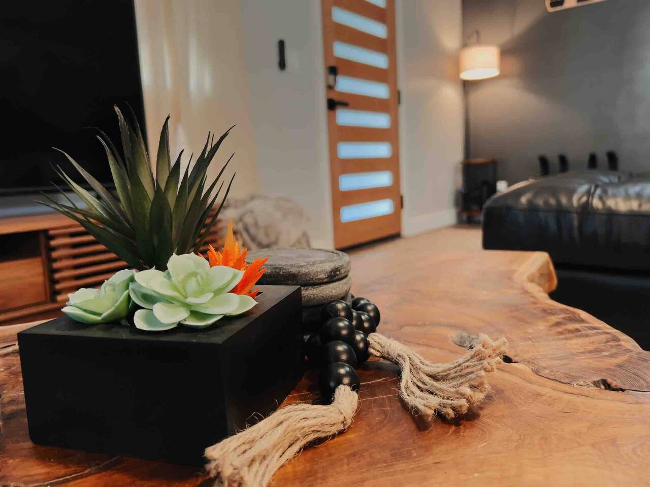 The Alpine Oasis: Sauna, Jacuzzi, Game Room!