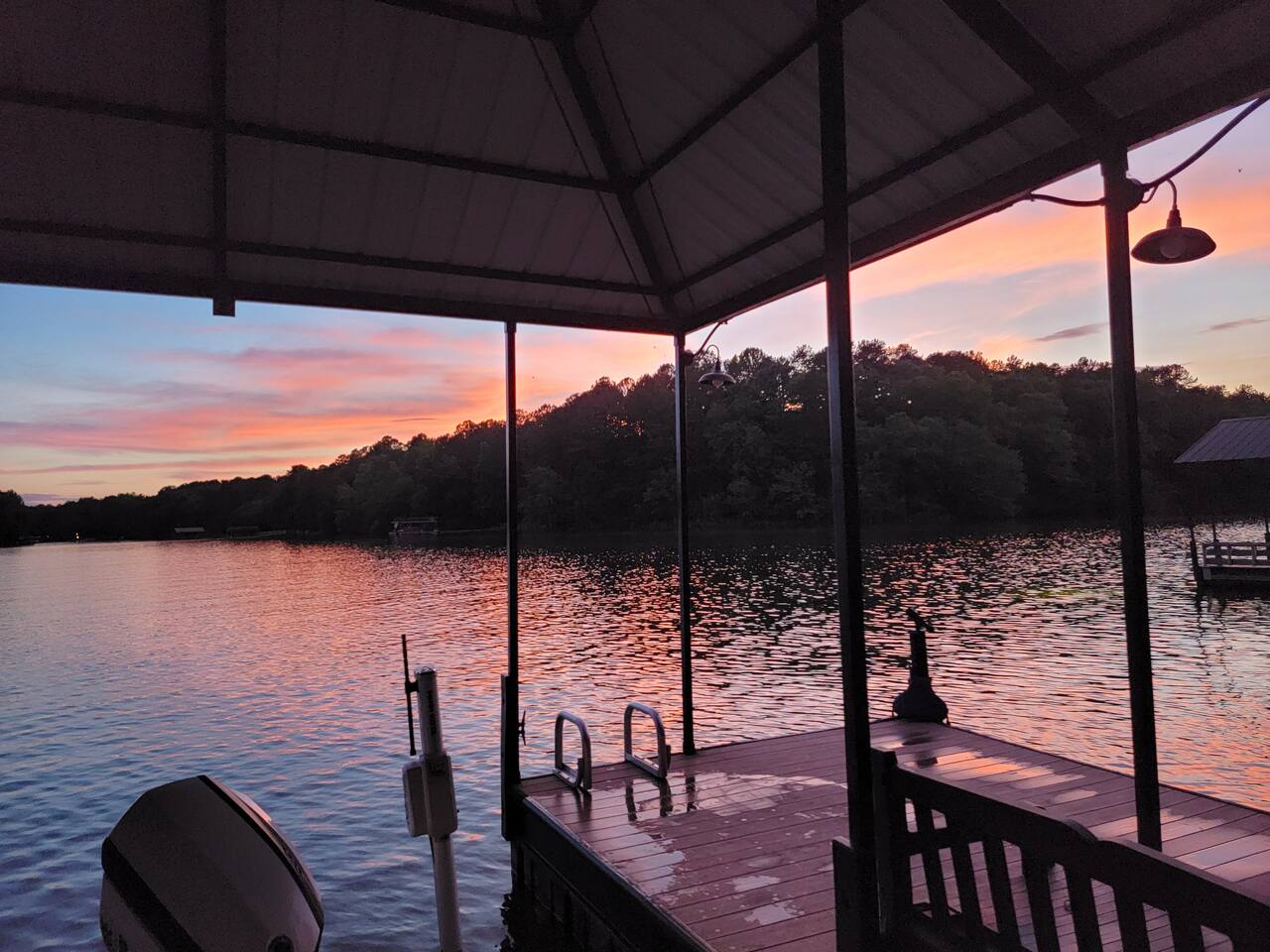 Hooked on Hartwell Lakehouse