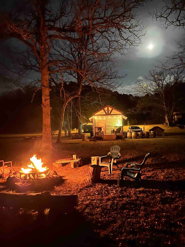 Little Dreamer Log Cabin