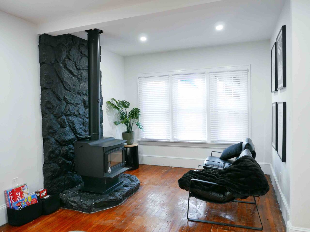 Private 10 guest Getaway Fire-Pit Golf Hike Ski Spa