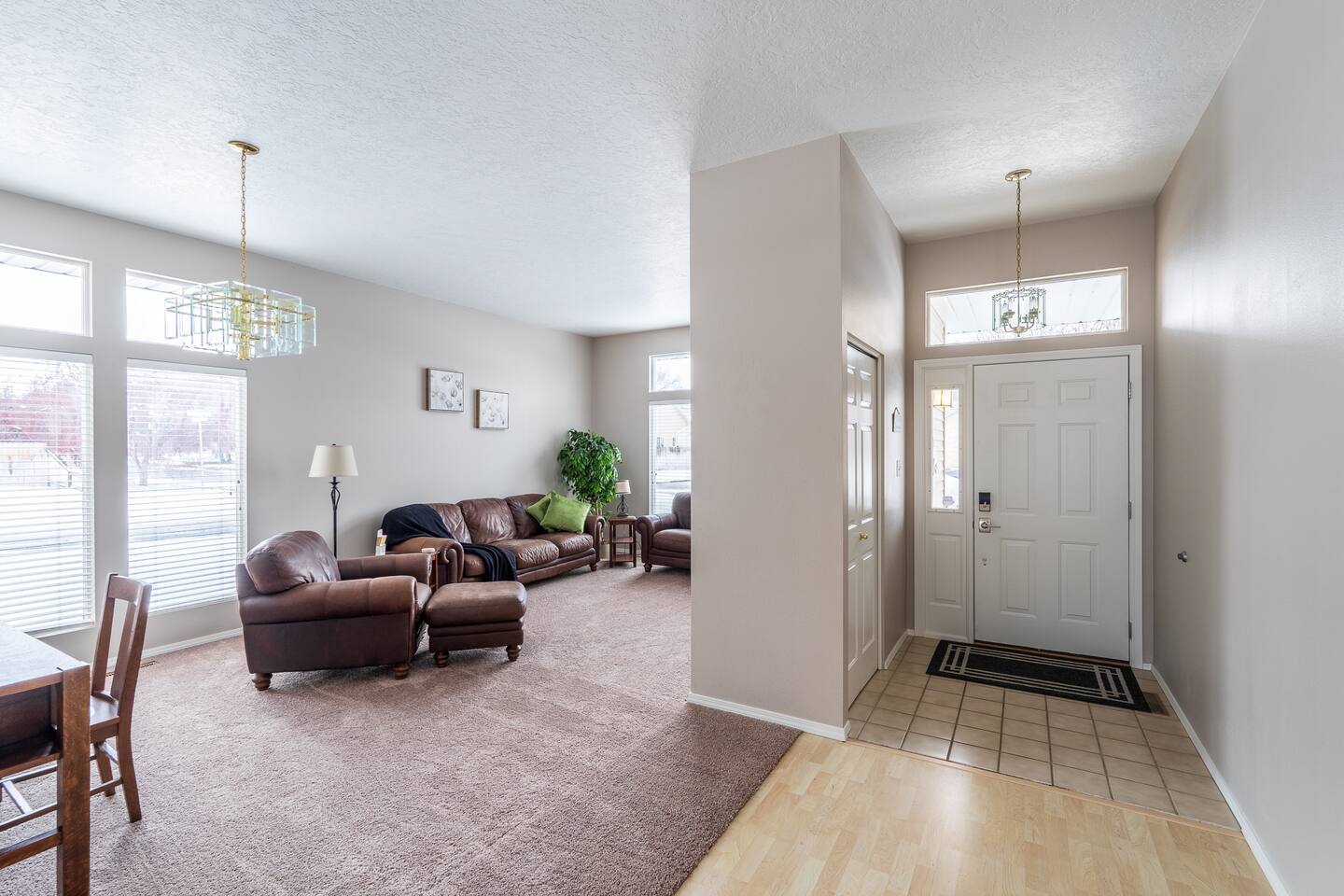 Family Friendly Home (No Pets Allowed)