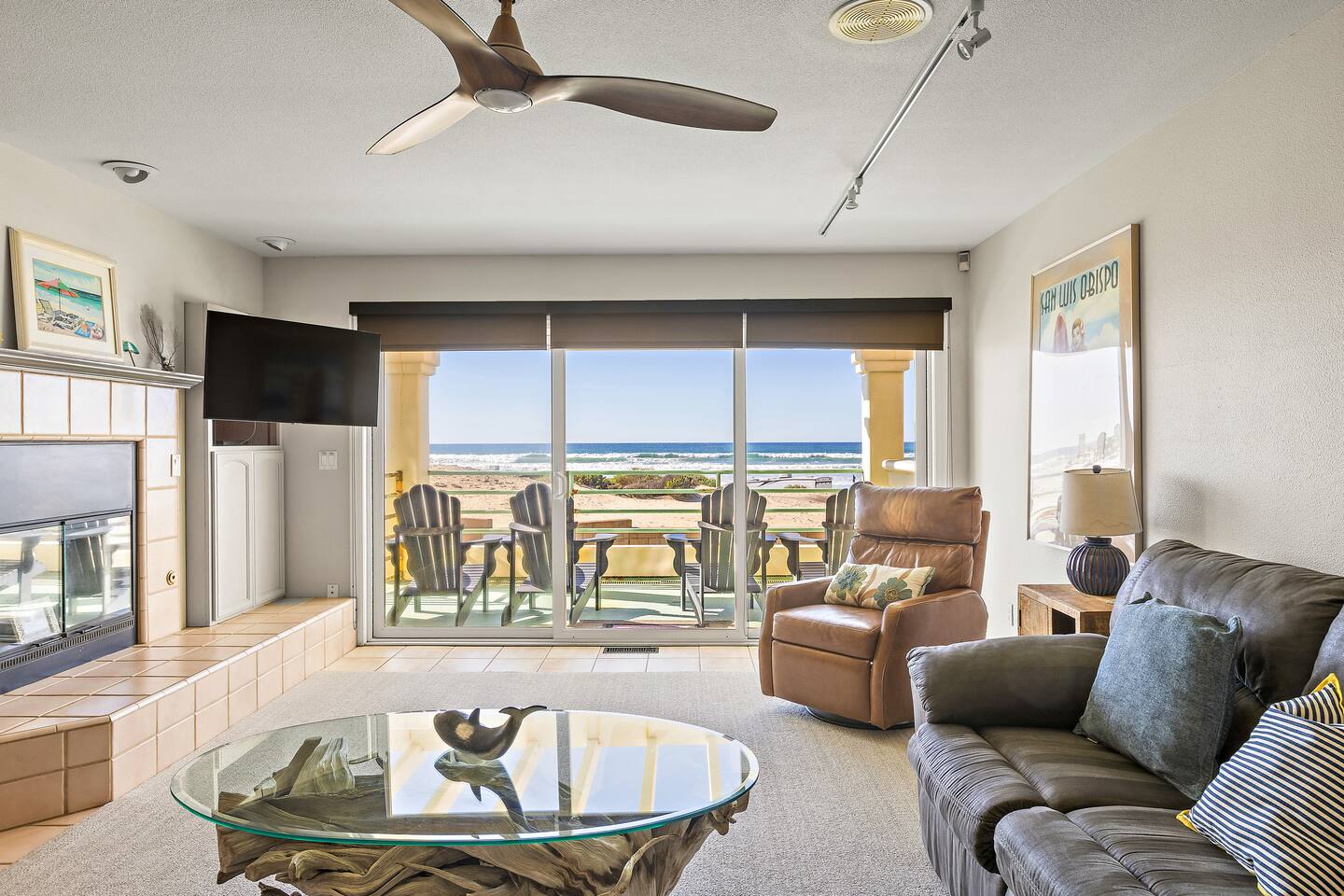 Strandcastle Beach House - Oceanfront!