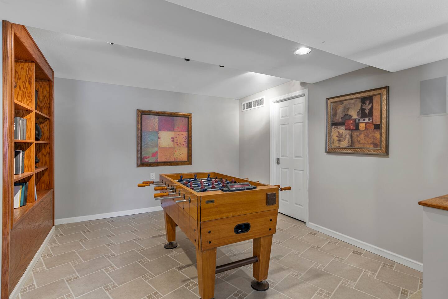 O'Fallon Edge Oasis- 4bd/3bth Wooded Backyard