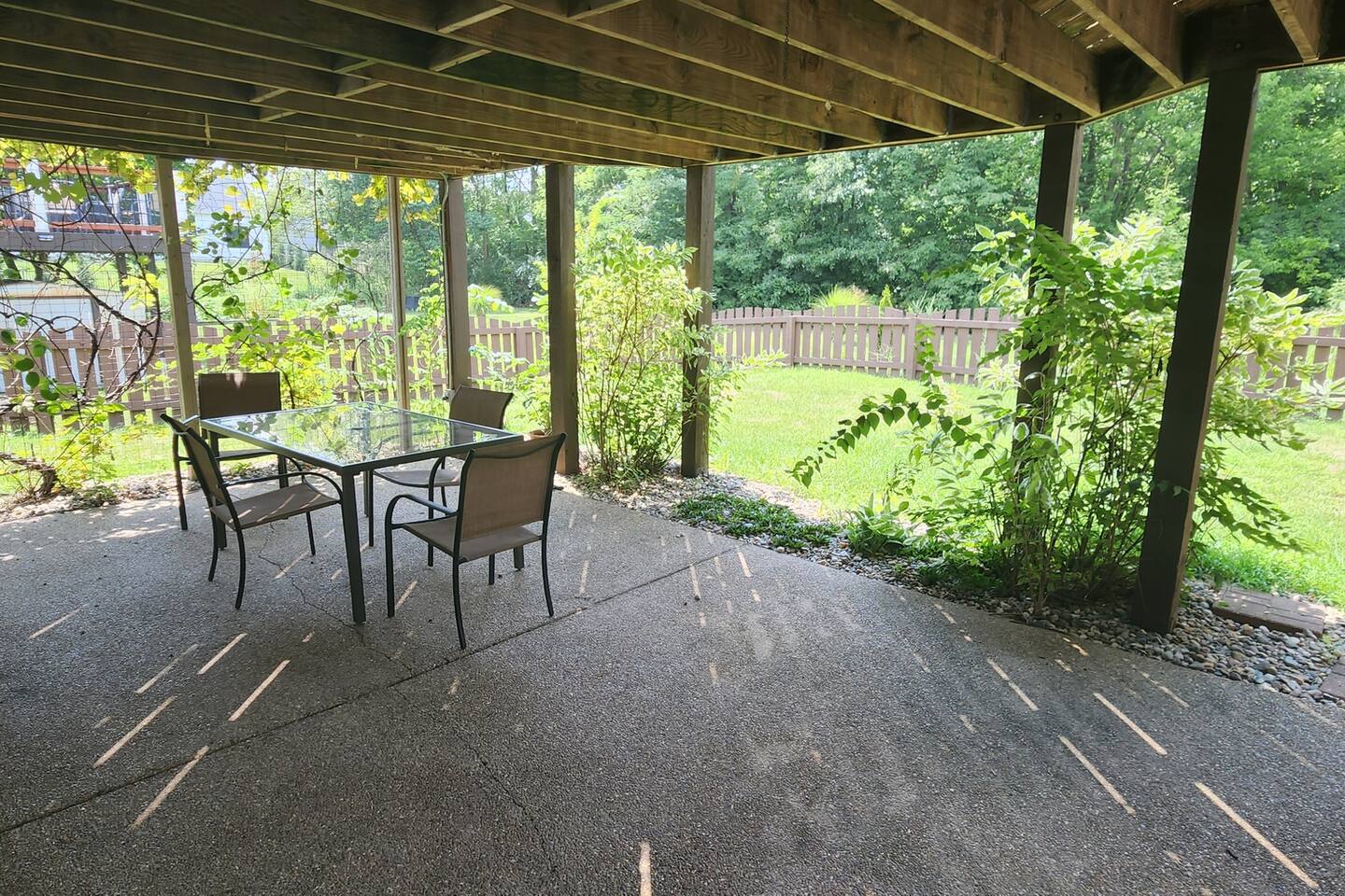 O'Fallon Edge Oasis- 4bd/3bth Wooded Backyard