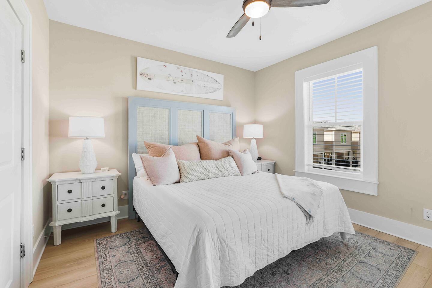Gulf Views-Sleeps 11-Pool-Beach Access!
