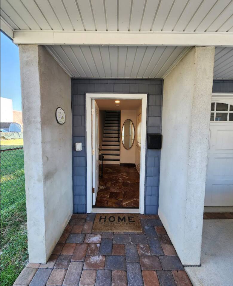 VisVista Villa - 3 Bedrooms with Roof Top Deck!