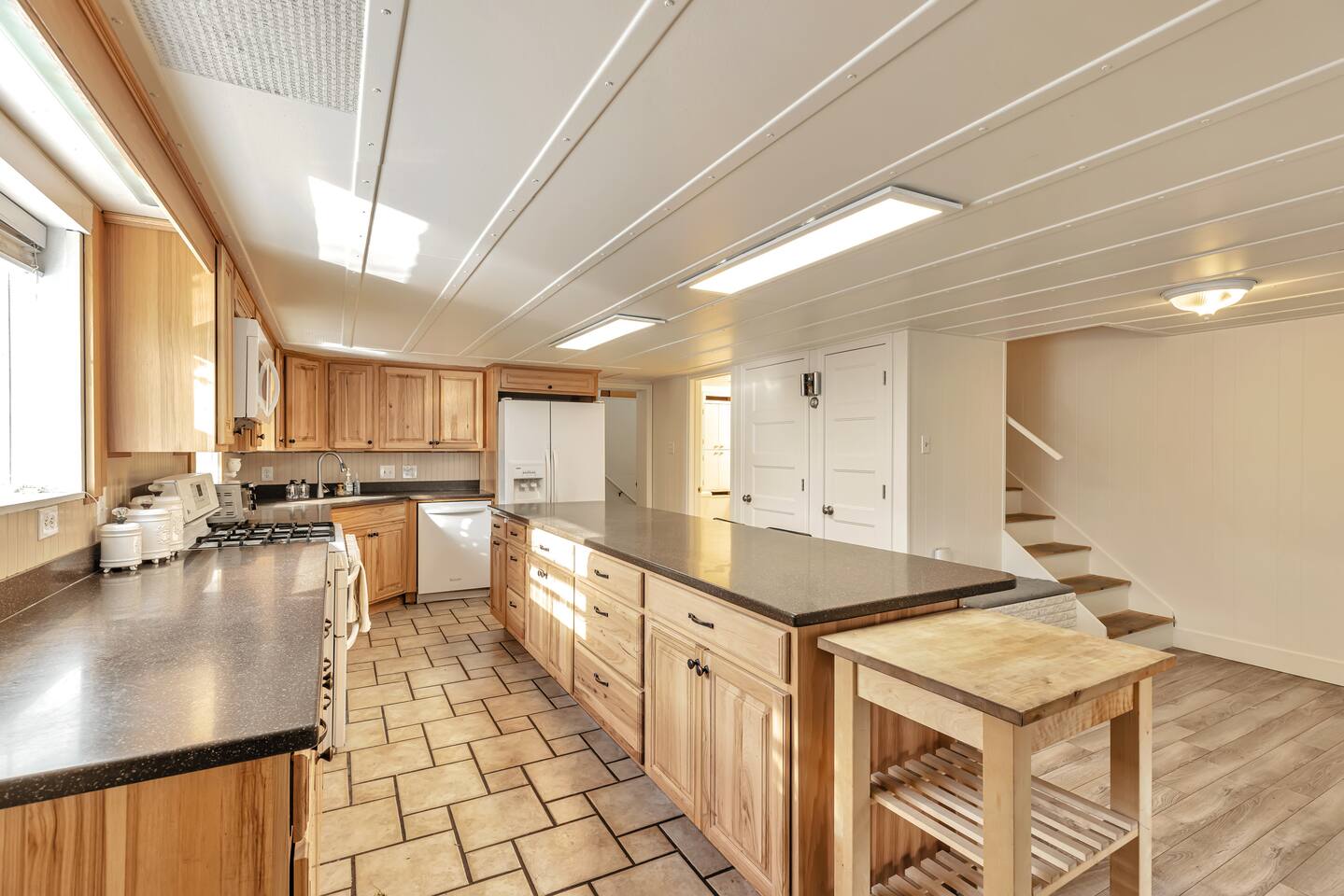 4 Bed, 1.5 Bath East SLC, Blazing WiFi