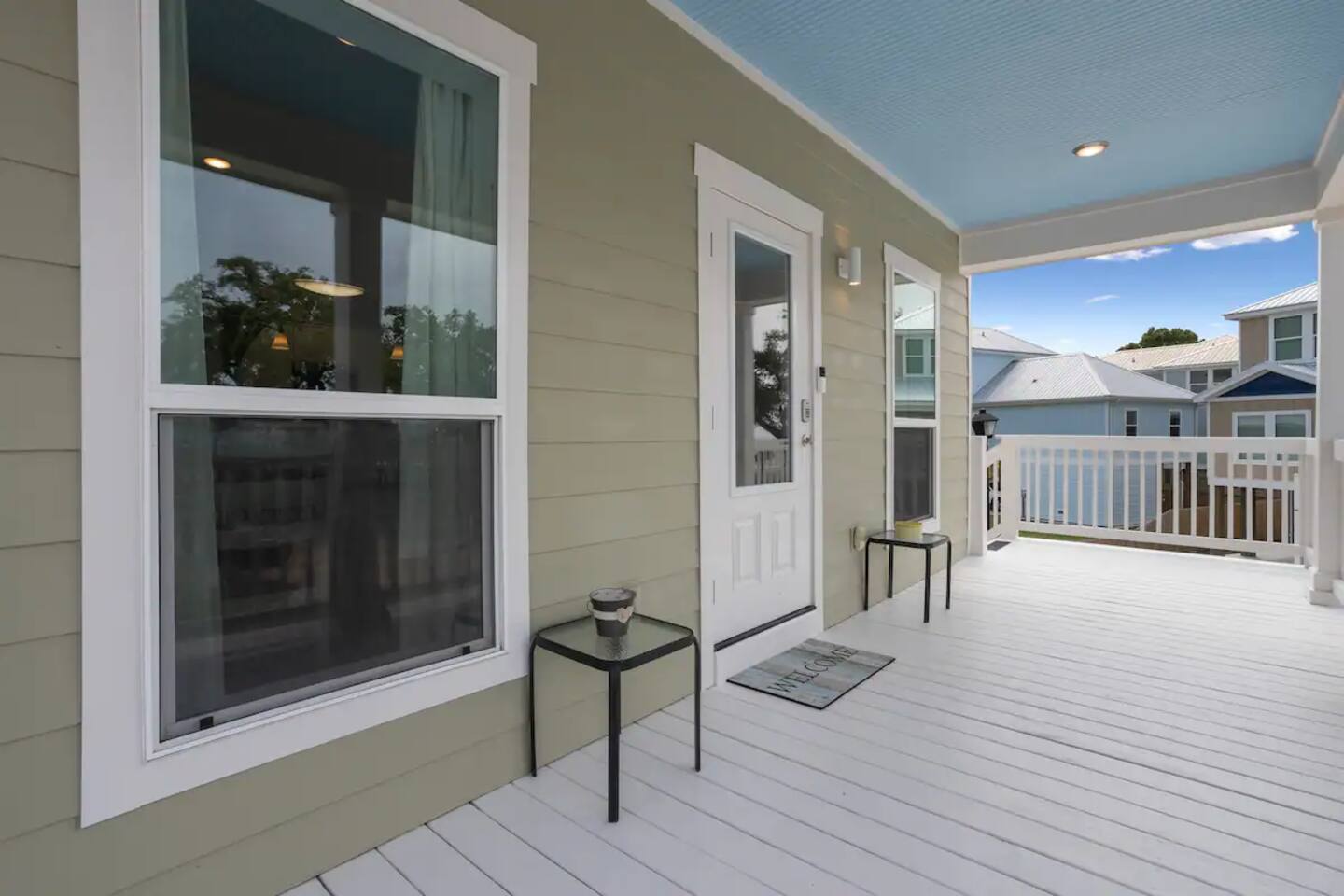 5-Star difference, Ocean view! Walk to the beach!