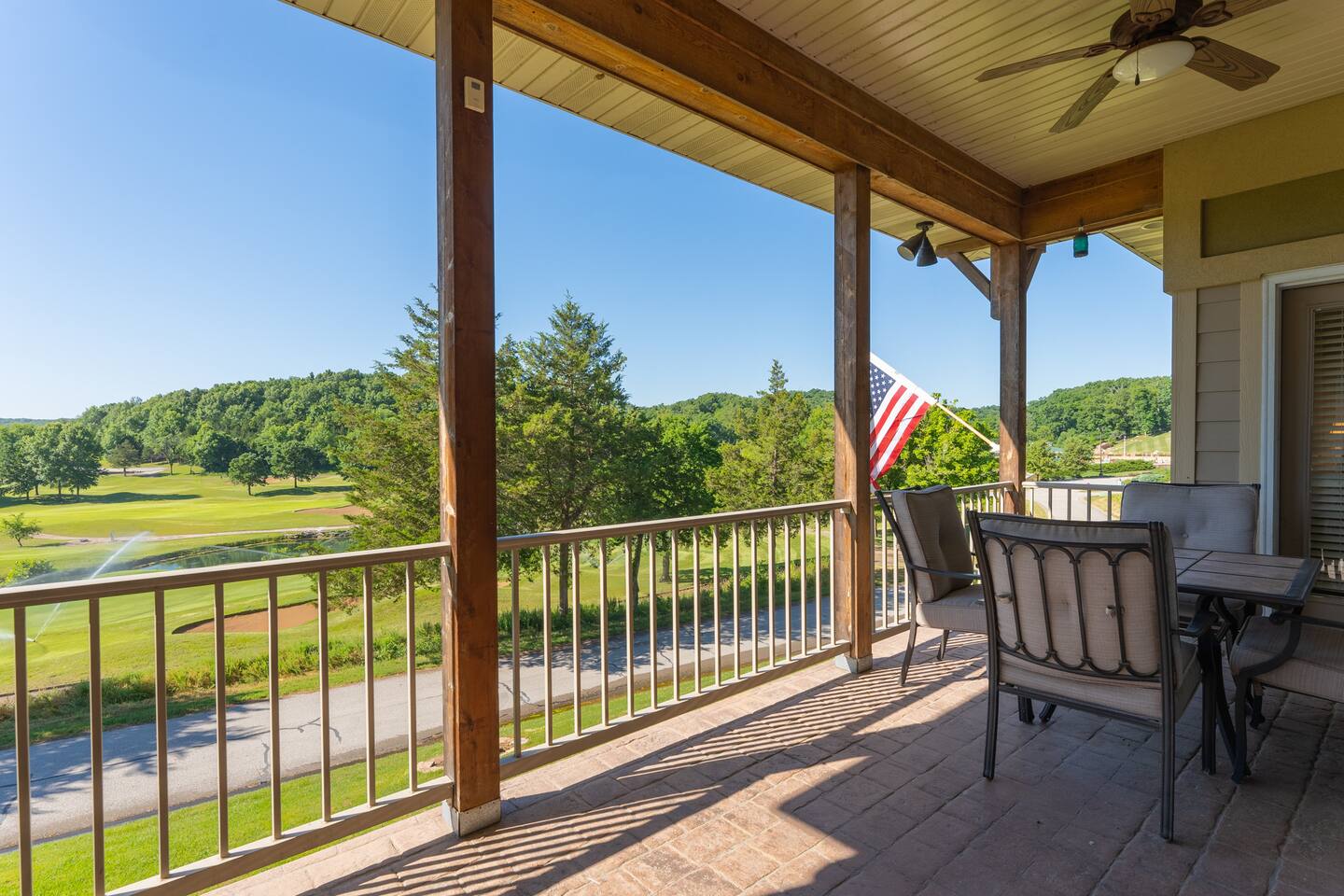 5 min from the Lake-Stay&Play-Shared Pool-Bar