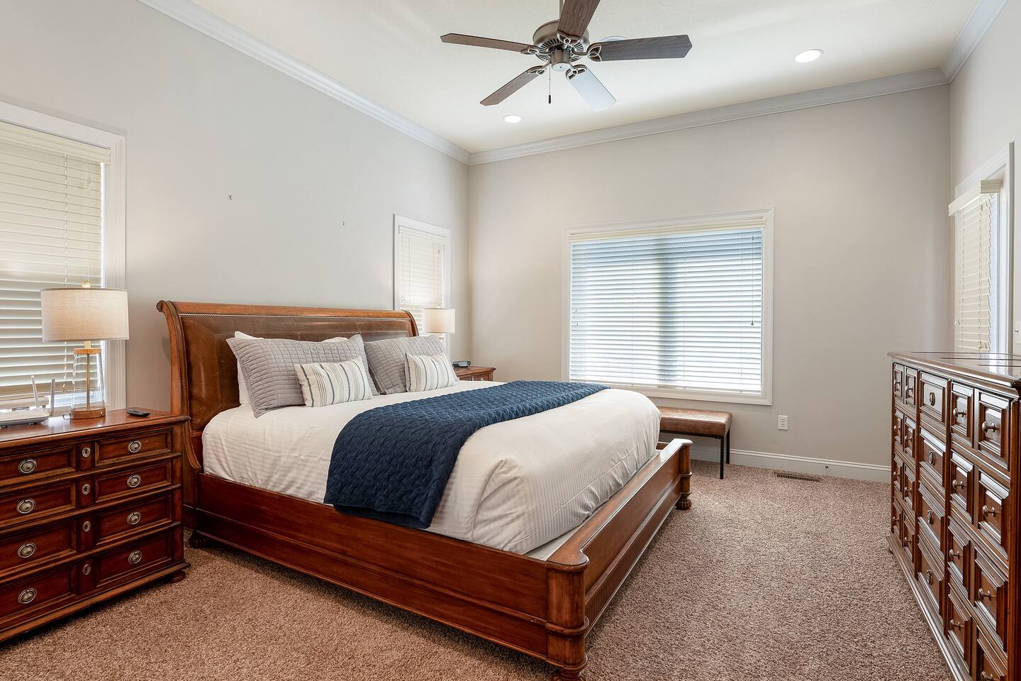 5 min from the Lake-Stay&Play-Shared Pool-Bar