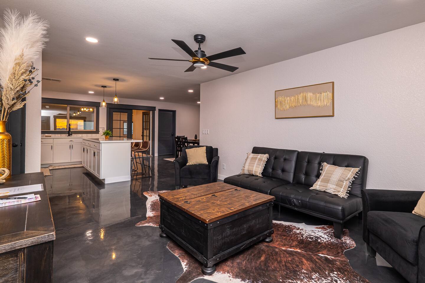 Modern Comfort | 3BD | 2BA | Game room | Sleeps 12