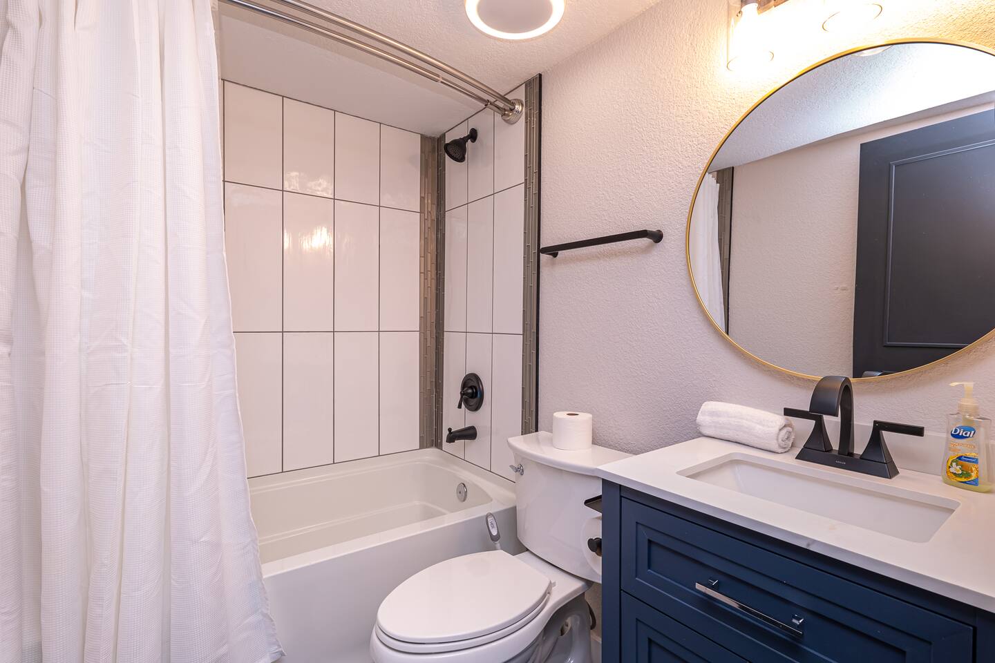 Modern Comfort | 3BD | 2BA | Game room | Sleeps 12