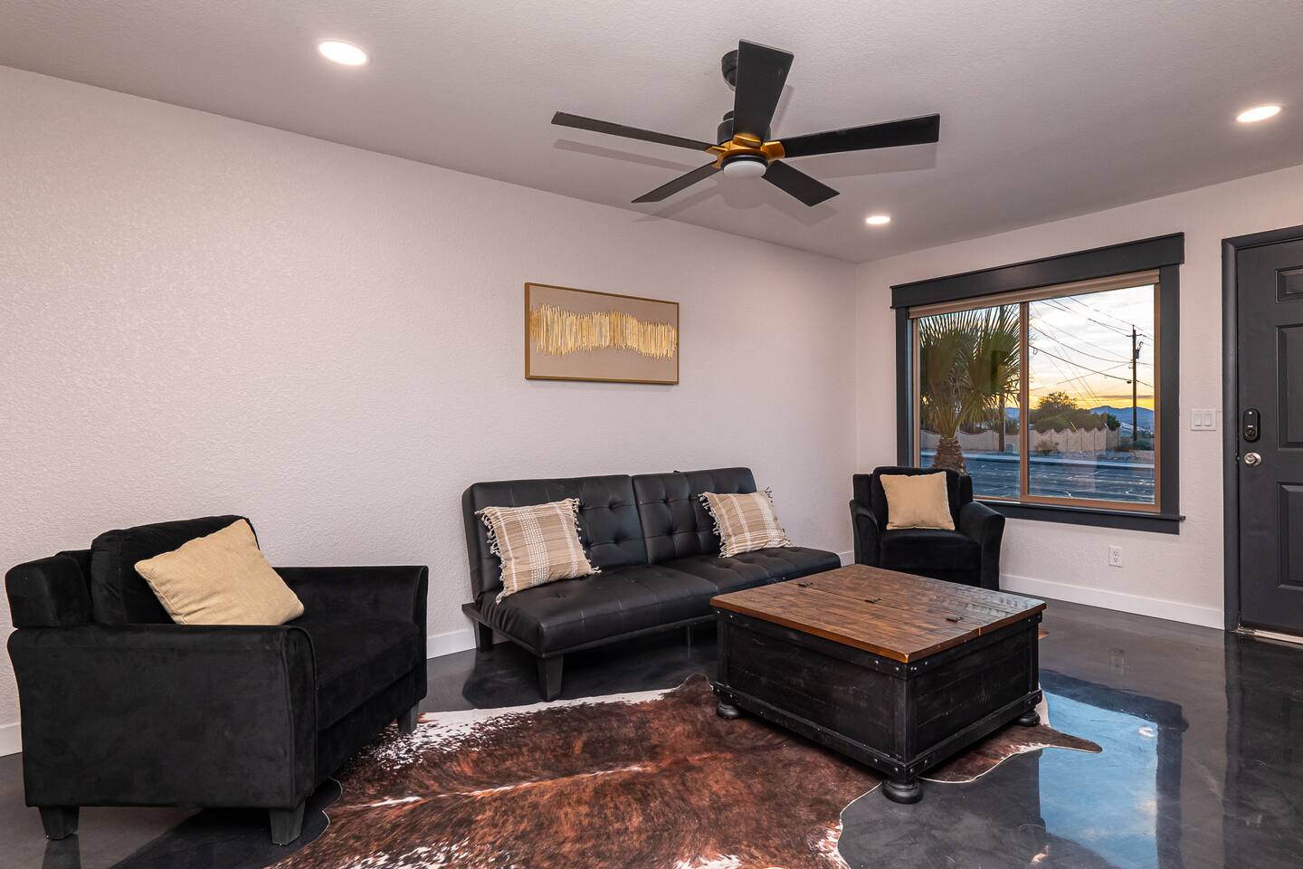 Modern Comfort | 3BD | 2BA | Game room | Sleeps 12