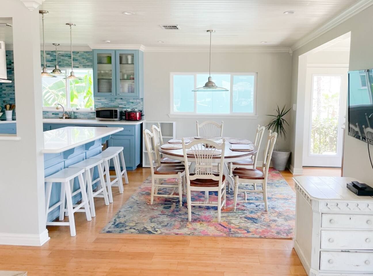 Beach House Oasis-Private Heated Pool & Hot Tub