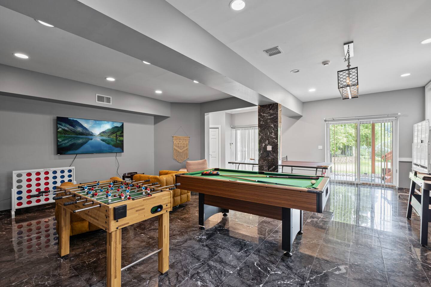 DREAM Home, Pool, Hot Tub, Game Rm & Mountains.