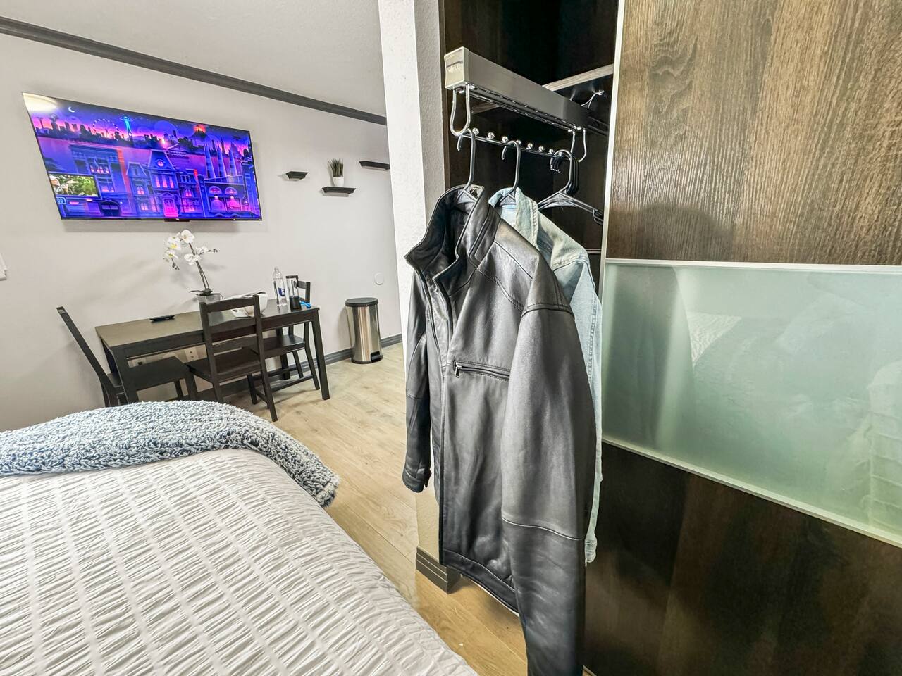 New Condo: Only Steps to Fremont